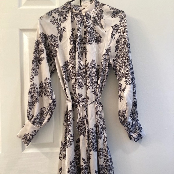 Summery Dress Bundle - Picture 10 of 11